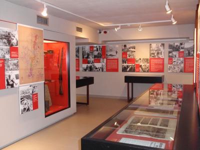 20120118204352-centro-guerra-civil-robres.jpg